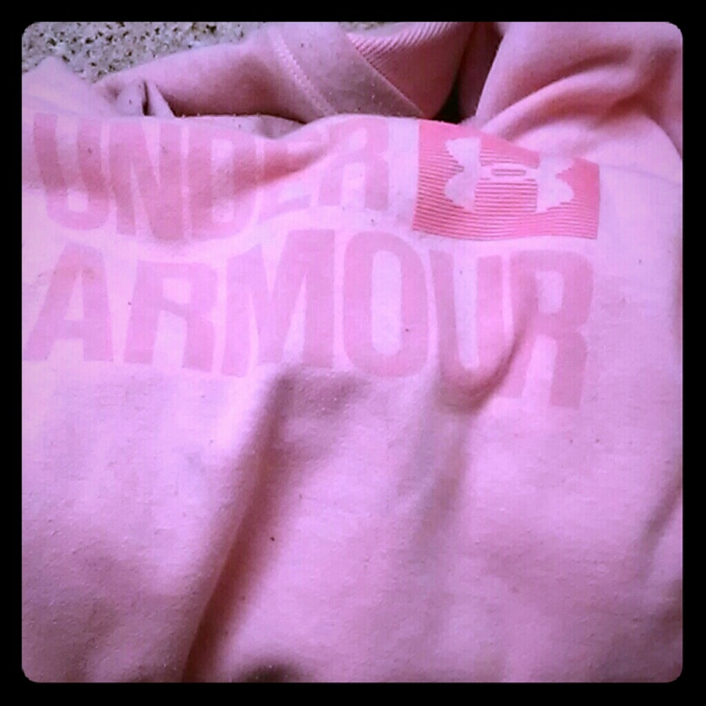 Under armor hoody size medium